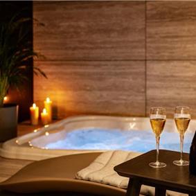 Luxury 3 Bedroom Villa with Jacuzzi, Sauna and Gym in Dubrovnik Old Town, Sleeps 6